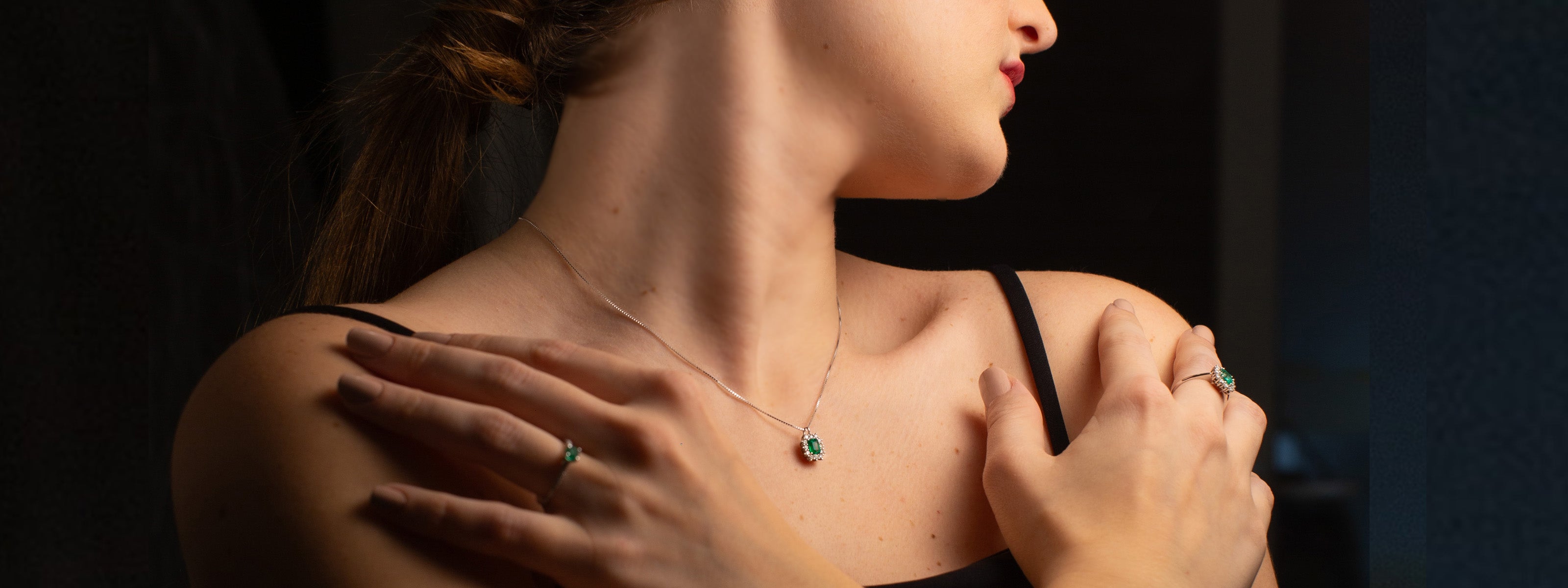 18K gold emerald necklace by Smeralco with certified Colombian emeralds